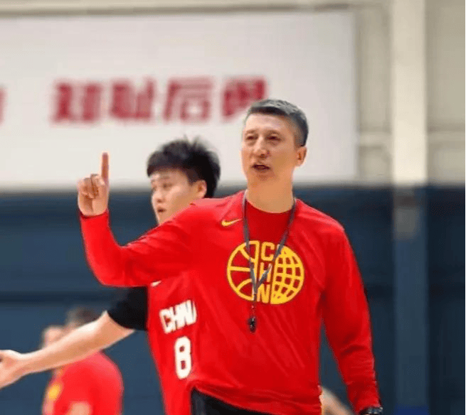 包含男篮亚洲杯阵容出炉！广东2球员争议不断，郭士强应考虑辽篮感受的词条