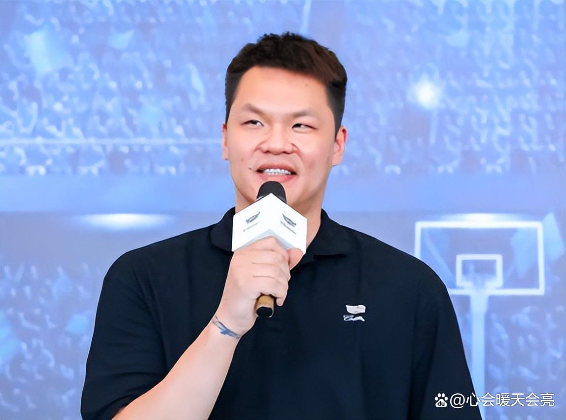 不是广东，贝兹利官宣，正式签约，加盟豪门球队，目标