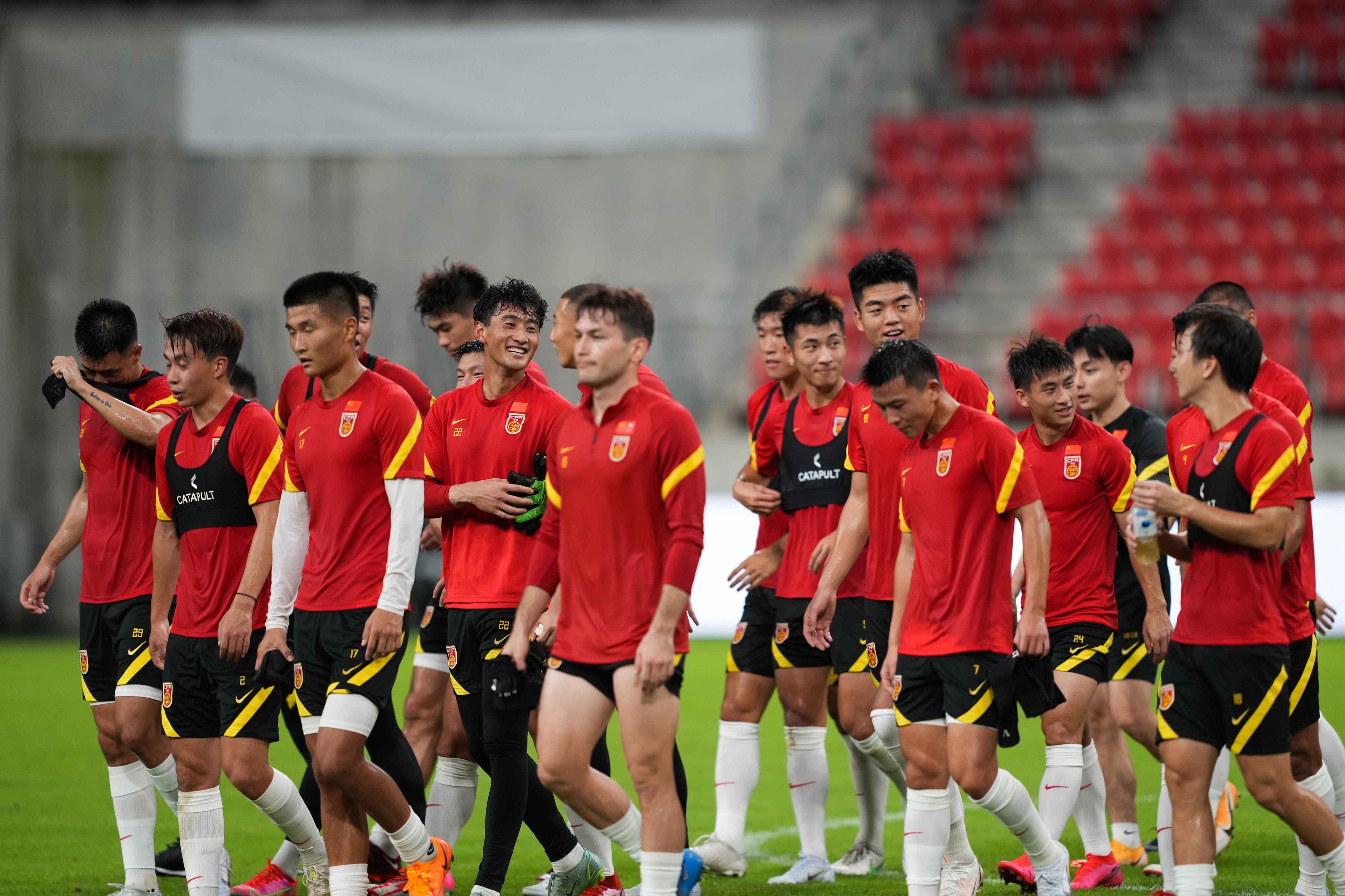 东亚杯-中国女足4-2中国台北两球领先被追平邵子钦双响