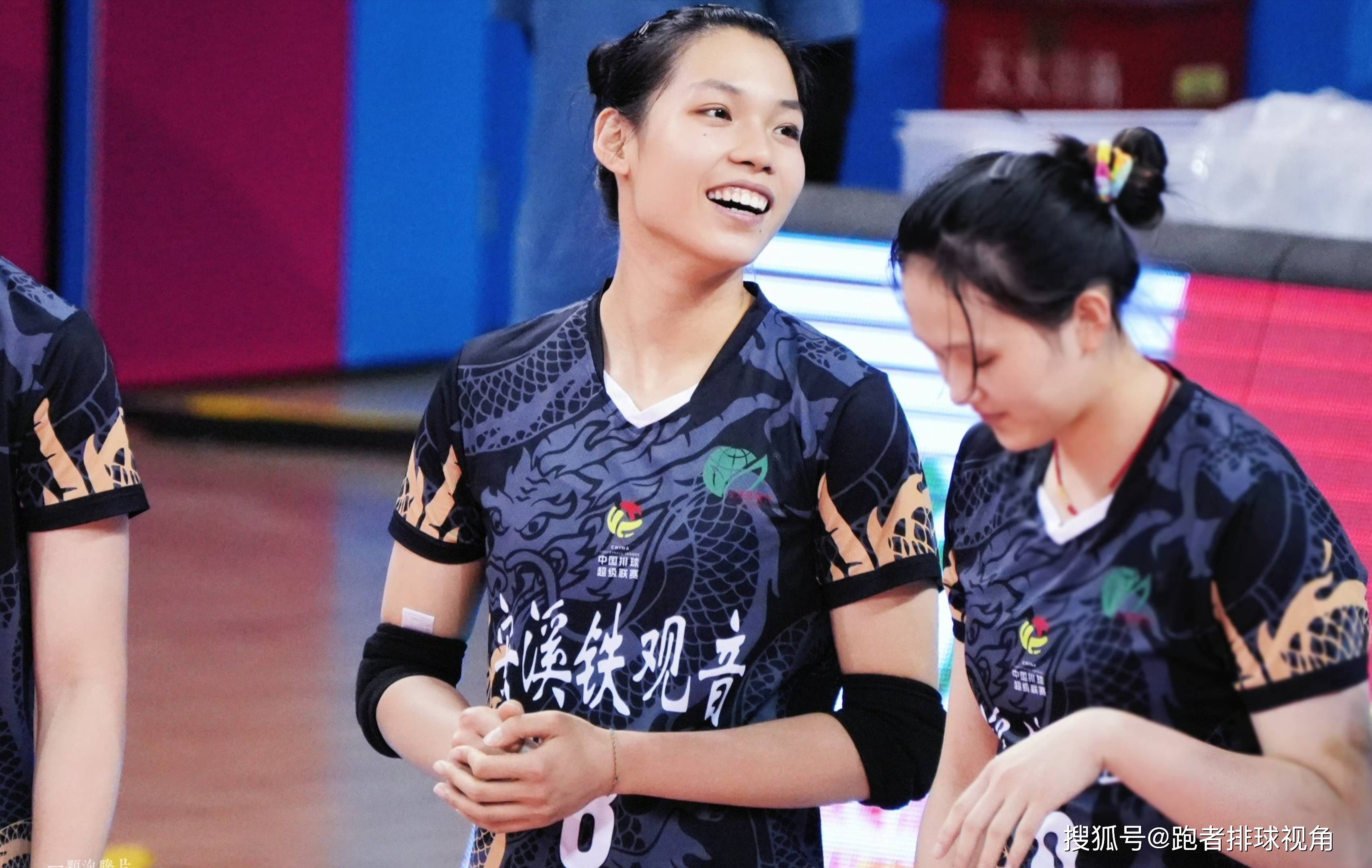 世联赛-女排3-2德国决胜局18-16庄宇珊28分的简单介绍