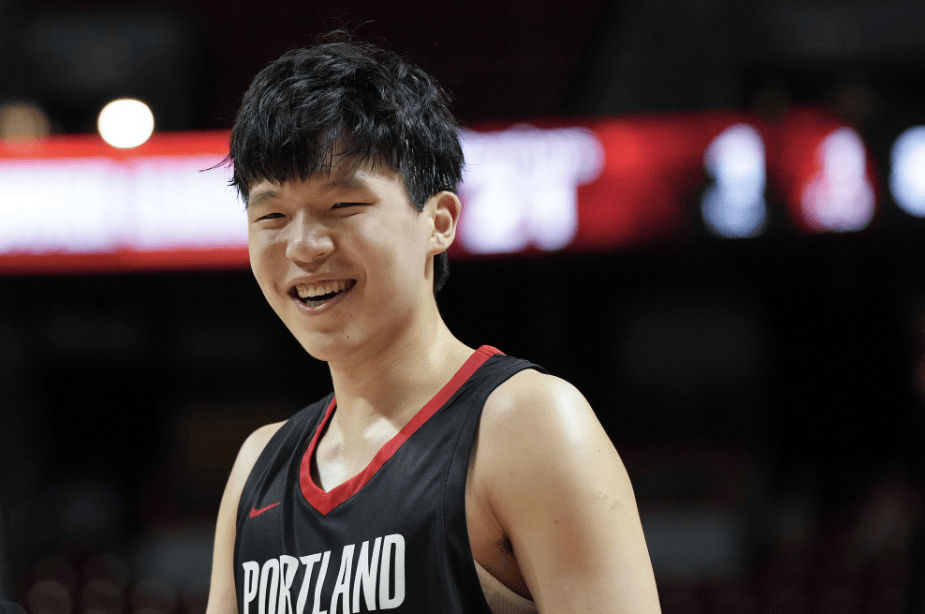 包含杨瀚森15分3板2帽NBA夏联开拓者击败鹈鹕的词条